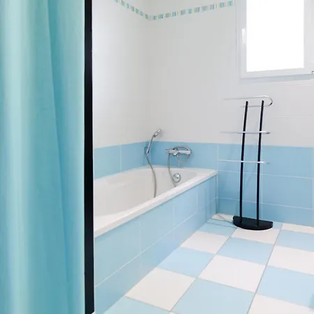 Jolie Maison En Bois A 2 Kms De La De Sur - 6 Personnes * Brem-Sur-Mer