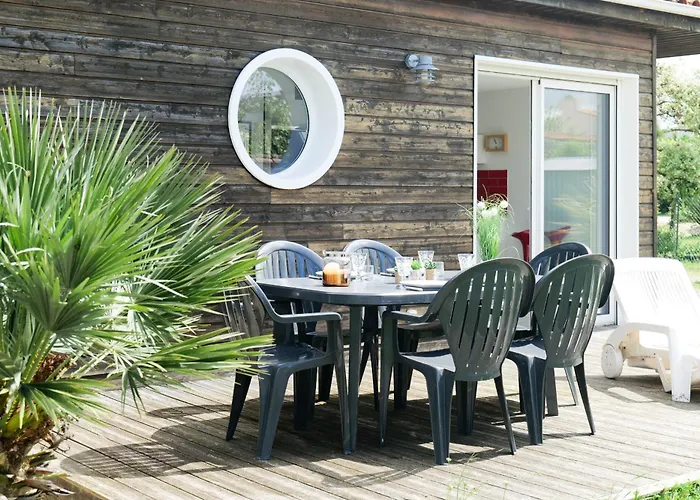 Prázdninový dům Jolie Maison En Bois A 2 Kms De La De Sur - 6 Personnes